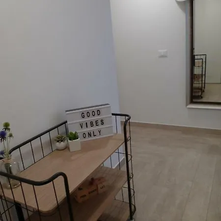 Apartment Inga*s Place